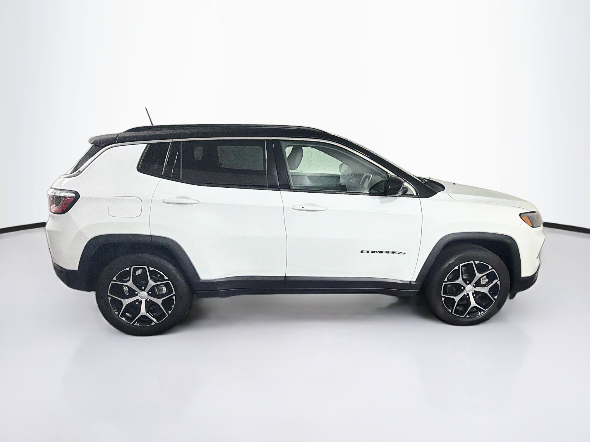 Used 2024 Jeep Compass Limited AWD/4WD image 10
