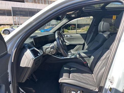 Used 2025 BMW X5 M60i w/ Parking Assistance Package AWD/4WD image 9