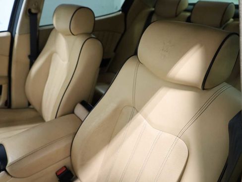 Used 2007 Maserati Quattroporte image 19