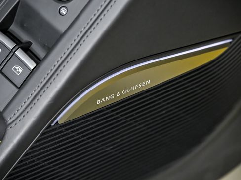 Used 2020 Audi R8 V10 w/ Carbon Exterior Package image 23