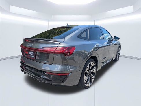 Used 2024 Audi Q8 e-tron Prestige w/ Prestige Package AWD/4WD image 3