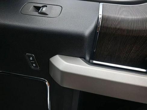 Used 2021 Ford F350 Lariat w/ Chrome Package image 16