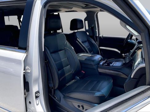 Used 2019 GMC Yukon XL Denali w/ Denali Ultimate Package RWD image 9