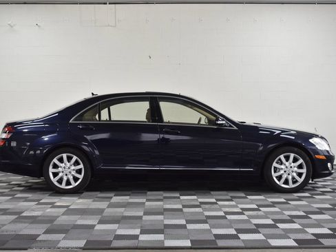Used 2008 Mercedes-Benz S 550 4MATIC image 7