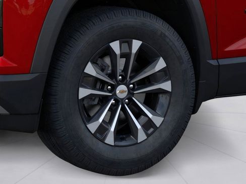 New 2026 Chevrolet Equinox LT w/ Convenience Package II image 9