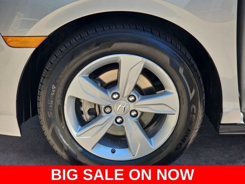Used 2019 Honda Odyssey EX image 36
