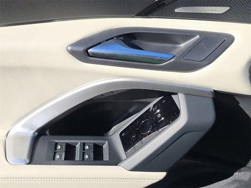 New 2025 Audi Q5 2.0T Premium Plus image 19