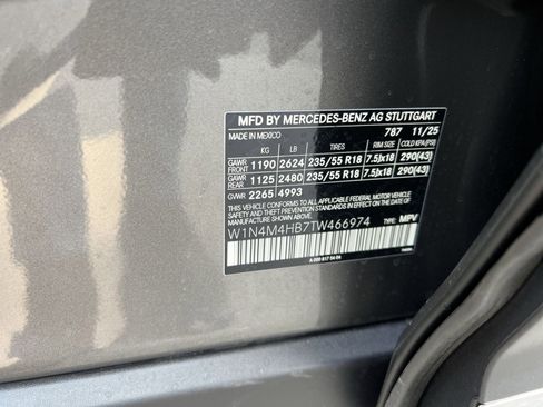 New 2026 Mercedes-Benz GLB 250 4MATIC image 35