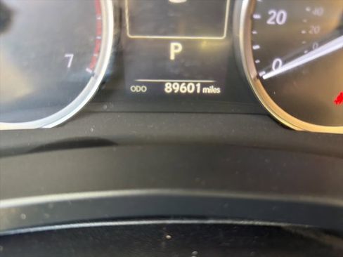 Used 2019 Lexus IS 300 w/ Navigation Package image 19