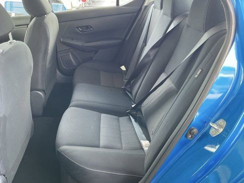 Used 2025 Nissan Sentra SV FWD image 12