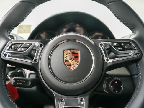 Used 2025 Porsche 718 Cayman S w/ Premium Package RWD image 24