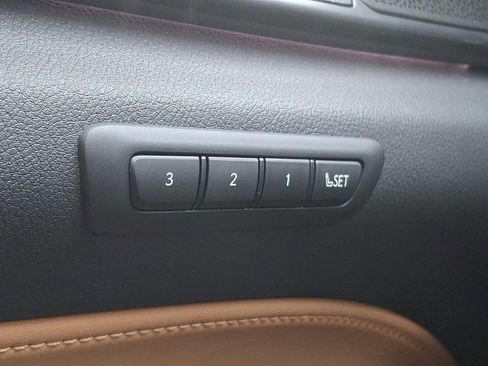 Used 2025 Lexus NX 450h+ Luxury image 23