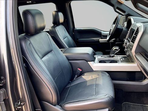 Used 2017 Ford F150 Lariat AWD/4WD image 9