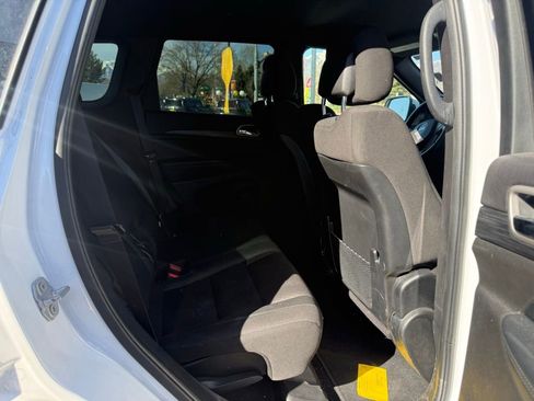 Used 2021 Jeep Grand Cherokee Laredo image 11