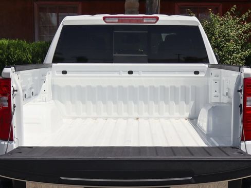 Used 2026 Chevrolet Silverado 1500 LT w/ Texas Edition Plus AWD/4WD image 8