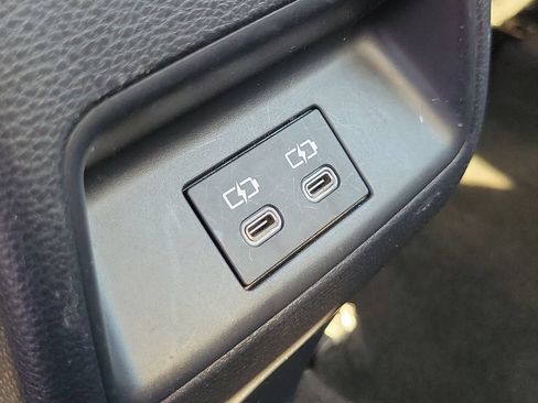 Used 2024 Toyota Corolla LE FWD image 12