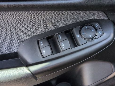 Used 2025 Chevrolet TrailBlazer LT AWD/4WD image 13