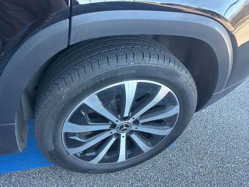 Certified 2023 Mercedes-Benz GLB 250 image 6