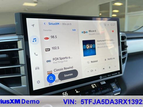 Used 2024 Toyota Tundra Limited image 31