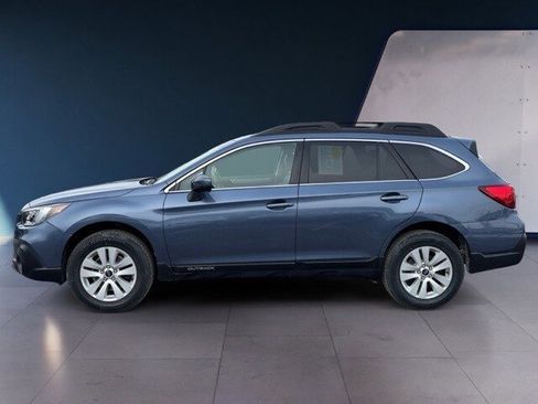 Used 2018 Subaru Outback 2.5i Premium image 2