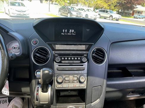 Used 2012 Honda Pilot Touring image 15