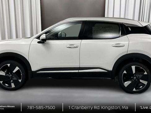 New 2026 Nissan Kicks SR w/ Cold Weather Package image 8