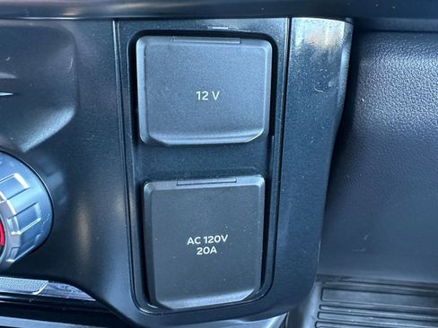 Used 2023 Ford F250 Lariat w/ Lariat Ultimate Package AWD/4WD image 22