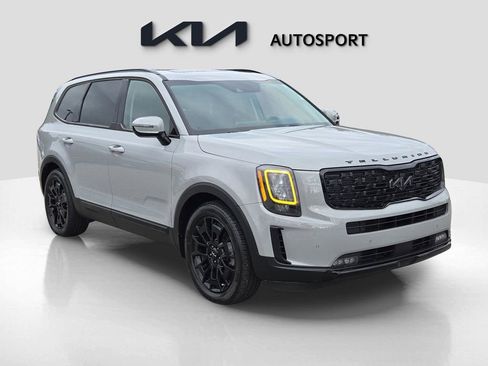 Certified 2022 Kia Telluride SX w/ SX Prestige Package image 3