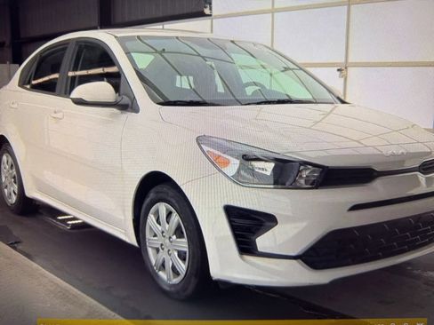 Used 2023 Kia Rio S image 4