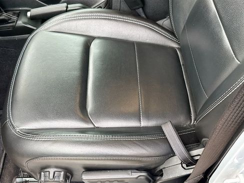 Used 2023 Jeep Wrangler Unlimited Sahara w/ Cold Weather Group image 21