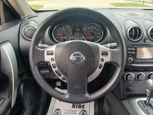 Used 2012 Nissan Rogue SV FWD image 13