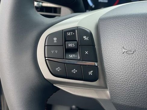 New 2026 Ford Explorer Active image 8