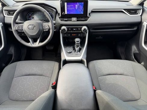 Certified 2025 Toyota RAV4 XLE w/ Convenience Package image 20