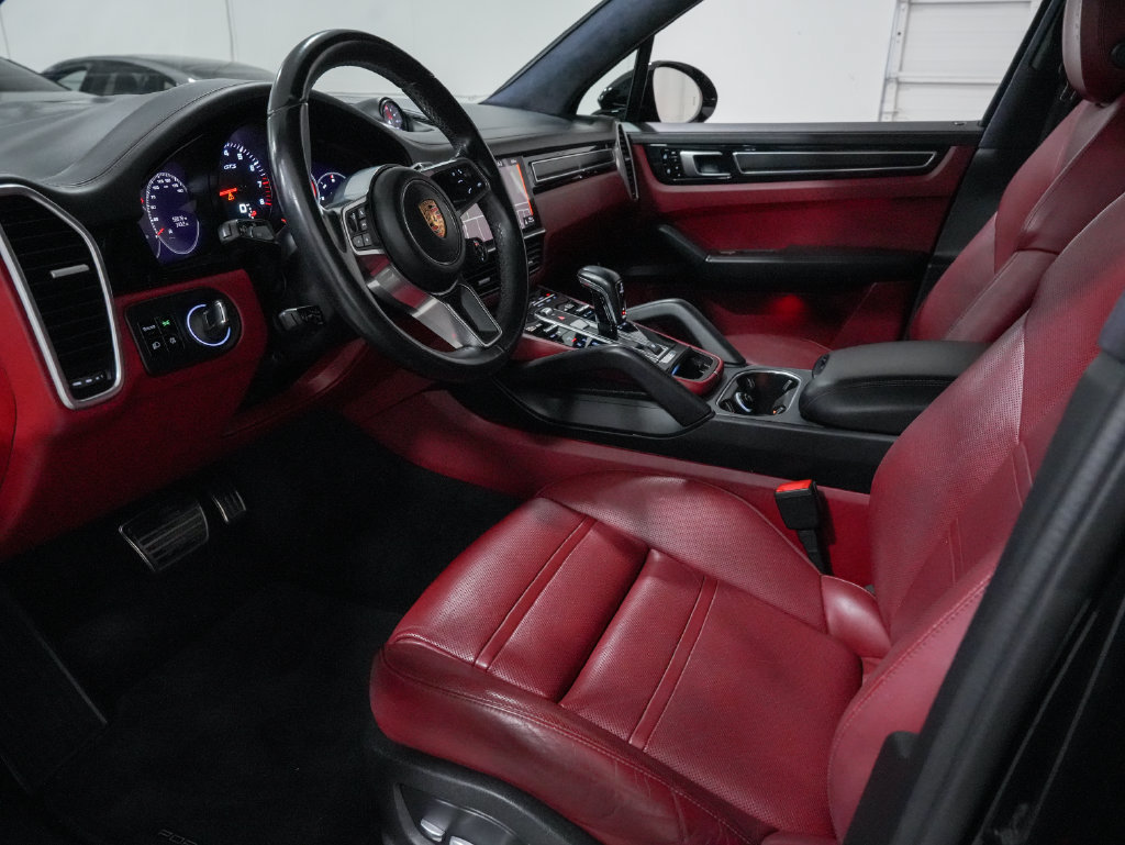 Used 2021 Porsche Cayenne GTS AWD/4WD image 10
