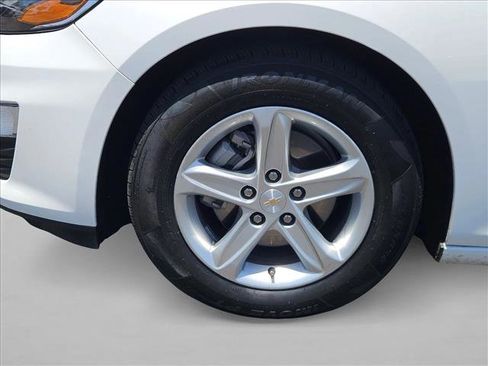 Used 2024 Chevrolet Malibu LS FWD image 27