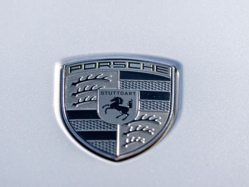 Used 2025 Porsche Macan Turbo Electric AWD/4WD image 12