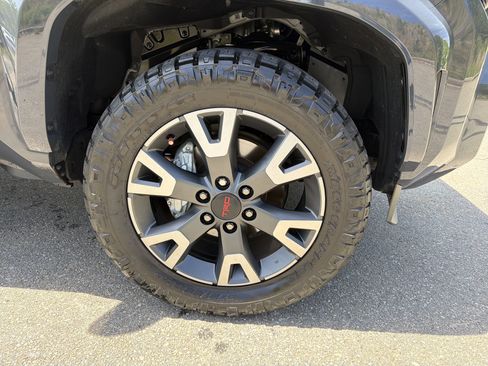 Used 2025 Toyota 4Runner Limited RWD image 13