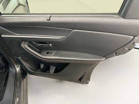Used 2024 MAZDA CX-90 Plug-In Hybrid w/ Premium Pkg AWD/4WD image 32