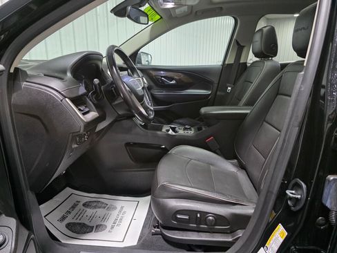 Used 2019 GMC Terrain Denali w/ GMC Pro Grade Package AWD/4WD image 9
