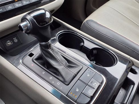 Used 2016 Kia Sedona EX image 21