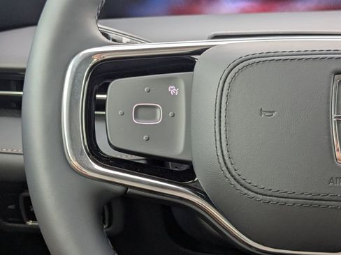 New 2026 Lincoln Nautilus Reserve AWD/4WD image 28