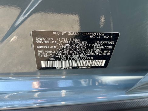 Certified 2024 Subaru Crosstrek 2.0i Premium w/ Crosstrek Mirror Package AWD/4WD image 15