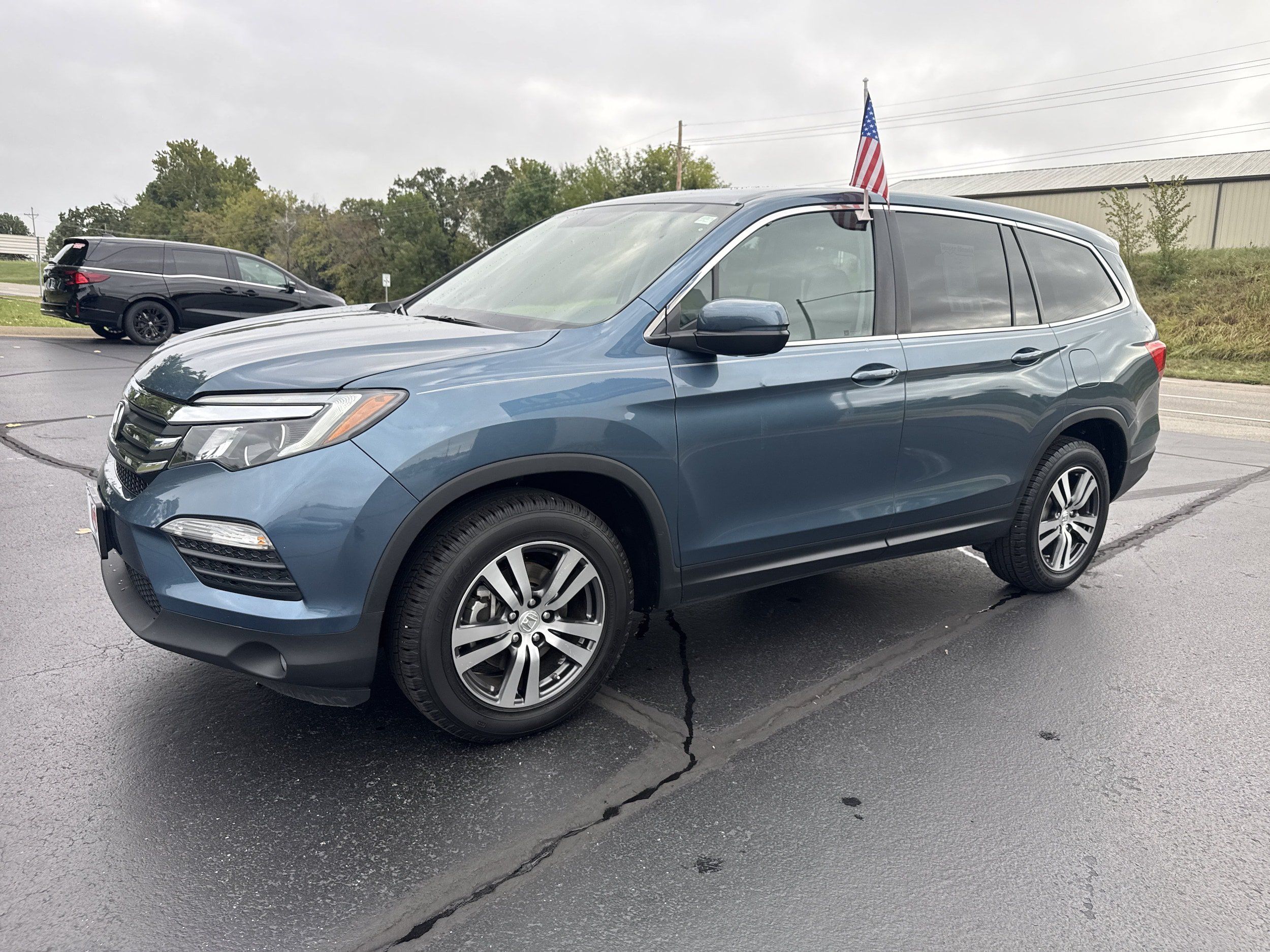 Used 2016 Honda Pilot EX-L image 2