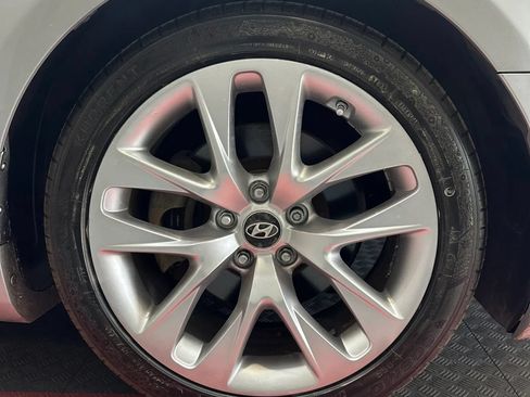 Used 2014 Hyundai Genesis 2.0T RWD image 24