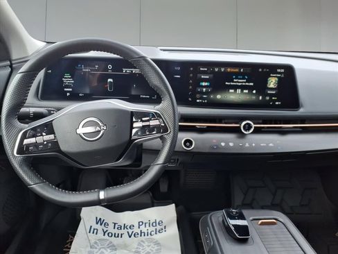 Used 2025 Nissan Ariya FWD image 30