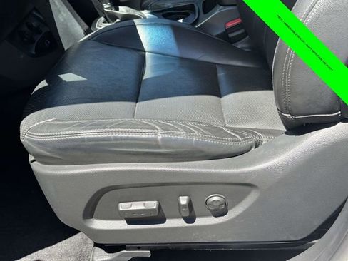 Used 2018 Hyundai Santa Fe AWD w/ SE Ultimate Tech Package 03 image 5
