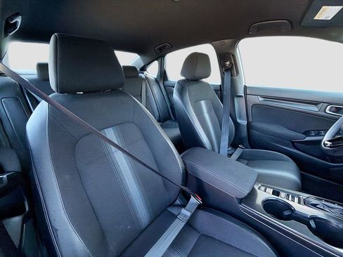 Used 2025 Honda Civic Sport image 25
