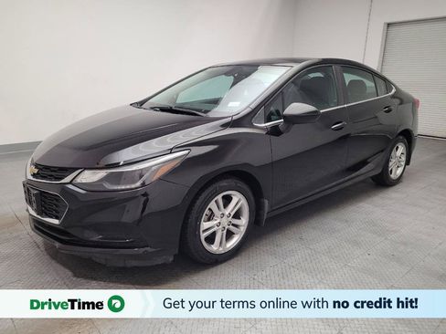 Used 2016 Chevrolet Cruze LT FWD image 1