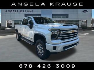 Used 2025 Chevrolet Silverado 2500 High Country AWD/4WD video 1