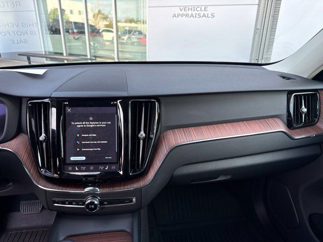 Used 2024 Volvo XC60 T8 Plus w/ Protection Package Premier AWD/4WD image 10